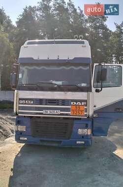 Цистерна DAF XF 95 1999 в Ровно