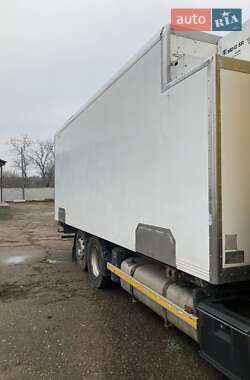Контейнеровоз DAF XF 95 2005 в 