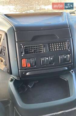 Контейнеровоз DAF XF 95 2005 в 