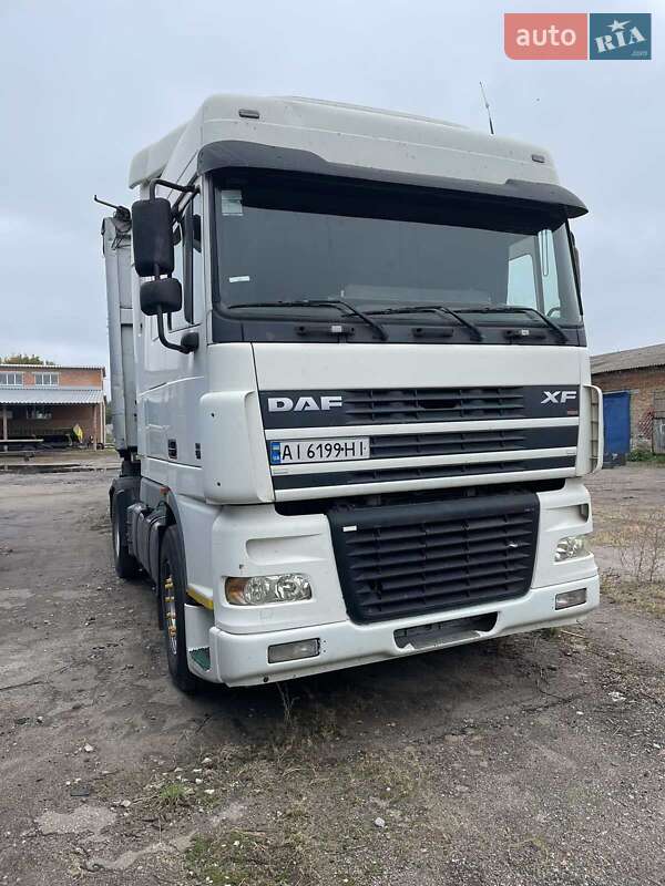 Самосвал DAF XF 95 2004 в 