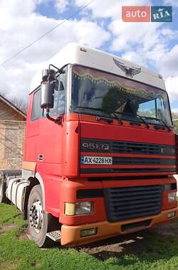 Тягач DAF XF 95 2000 в Люботине