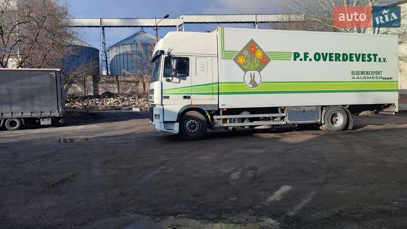 Вантажний фургон DAF XF 95 1999 в Дніпрі