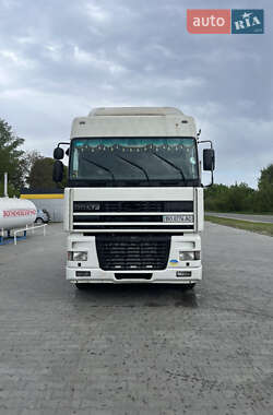 Тягач DAF XF 95 1998 в 
