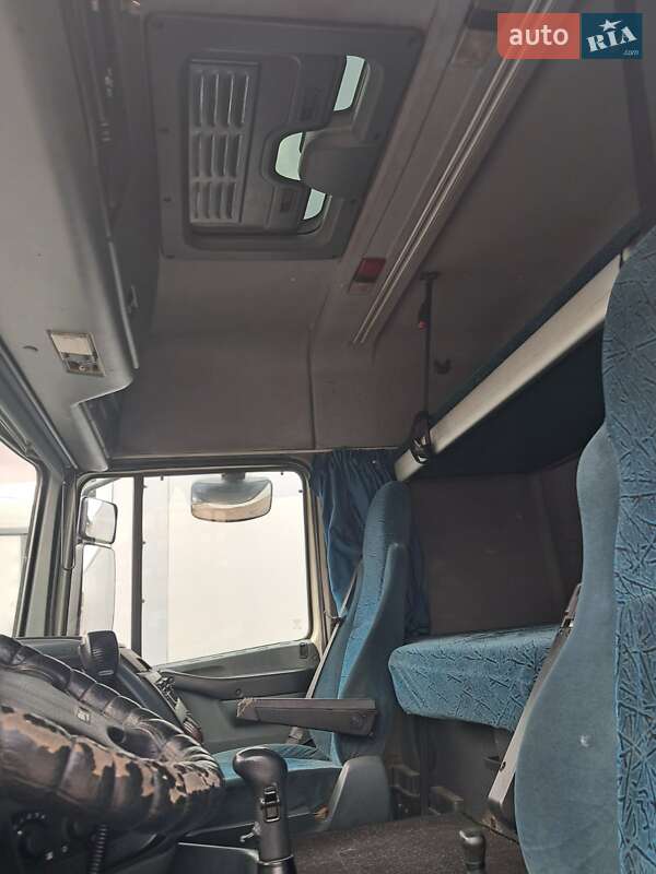 Тягач DAF XF 95 2005 в Дніпрі