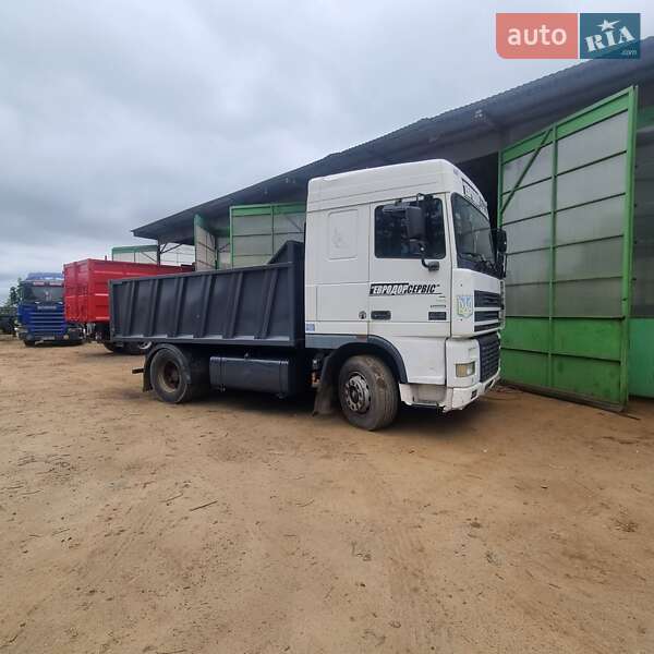 Самосвал DAF XF 95 2002 в Ровно фото 2 Самосвал DAF XF 95 2002 в Ровно