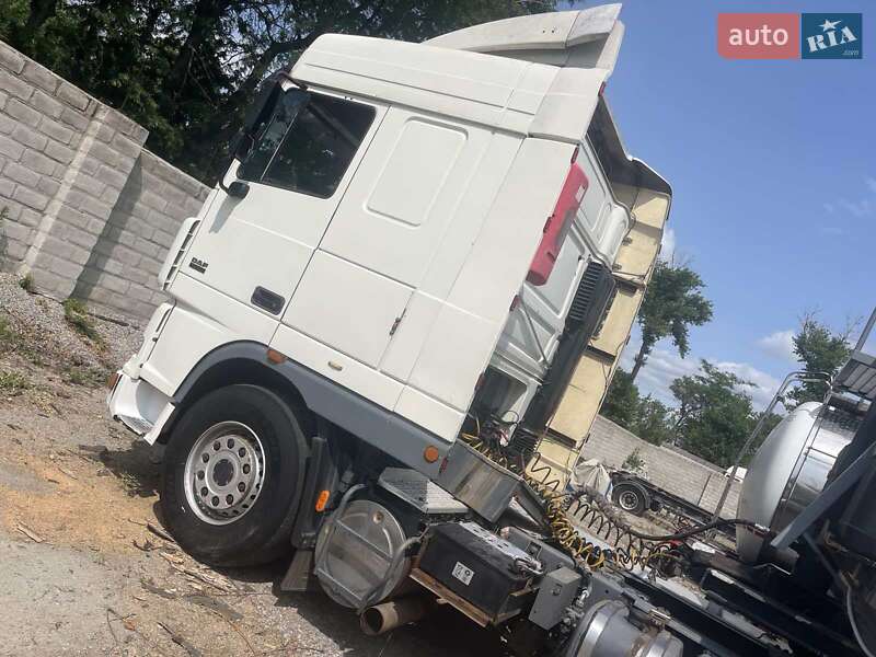 Тягач DAF XF 95 2005 в 