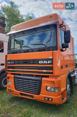 Тягач DAF XF 95 2001 в Ровно