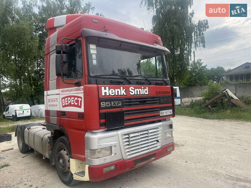 Тягач DAF XF 95 1999 в Дунаевцах фото 3 Тягач DAF XF 95 1999 в Дунаевцах