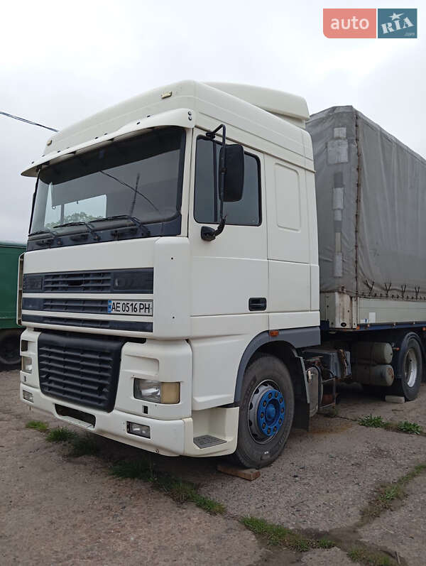 Тентованый DAF XF 95 1999 в Подольске