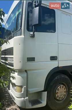 Тягач DAF XF 95 2000 в Благовещенском