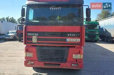 Тентований DAF XF 95 2002 в Дніпрі