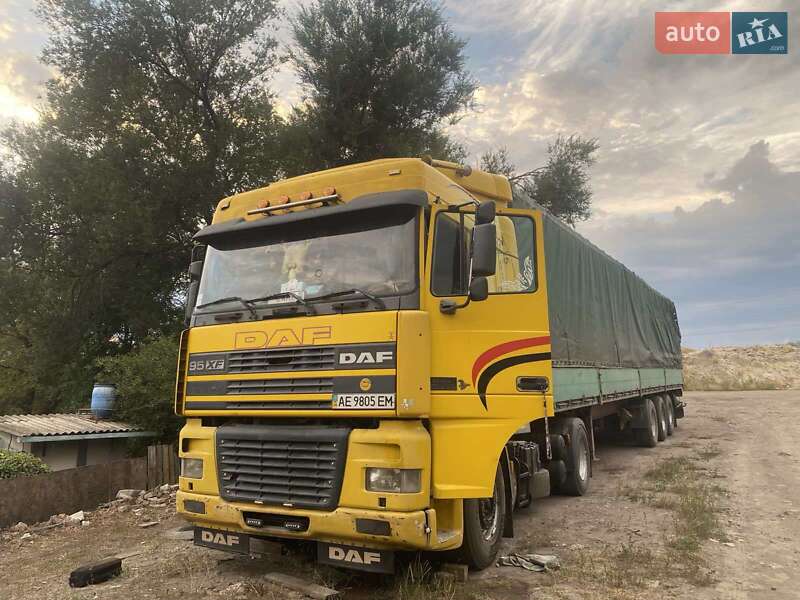 Тягач DAF XF 95 1998 в 