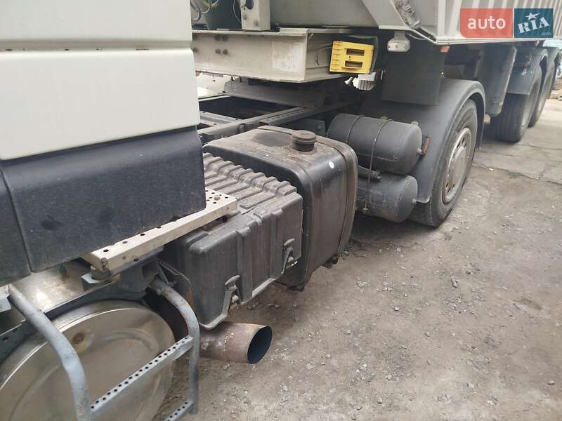 Тягач DAF XF 95 2001 в Одессе