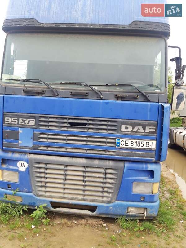 Тентованый DAF XF 95 2002 в Черновцах
