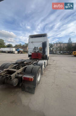 Тягач DAF XF 95 2000 в 
