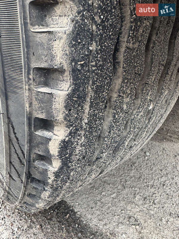 Зерновоз DAF XF 95 2006 в Остроге