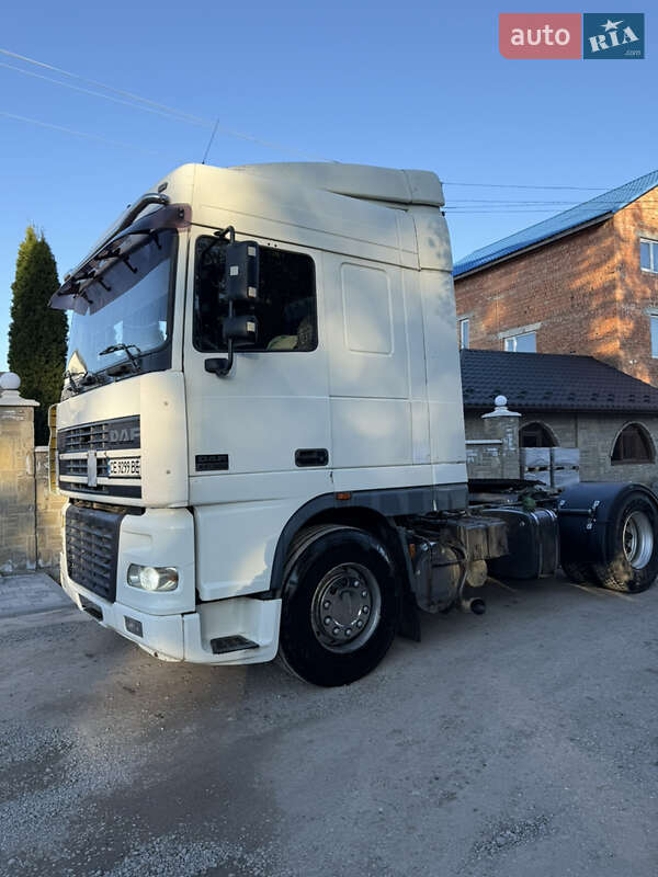 Тягач DAF XF 95 2002 в Чернівцях