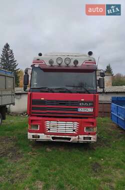 Тягач DAF XF 95 2000 в Чорнобаї