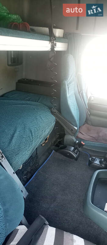 Тягач DAF XF 95 2006 в Дніпрі