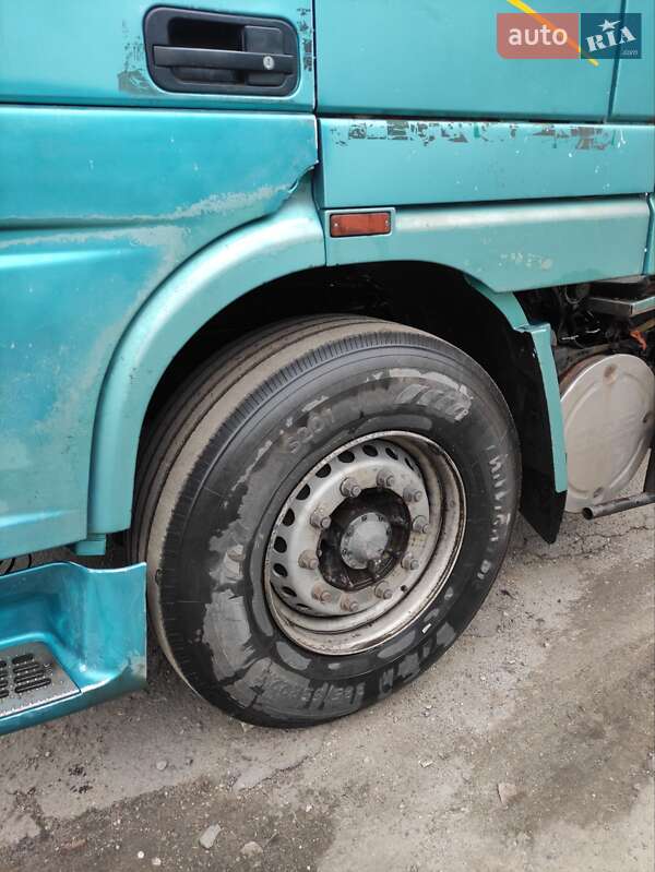 Тягач DAF XF 95 1998 в Одессе