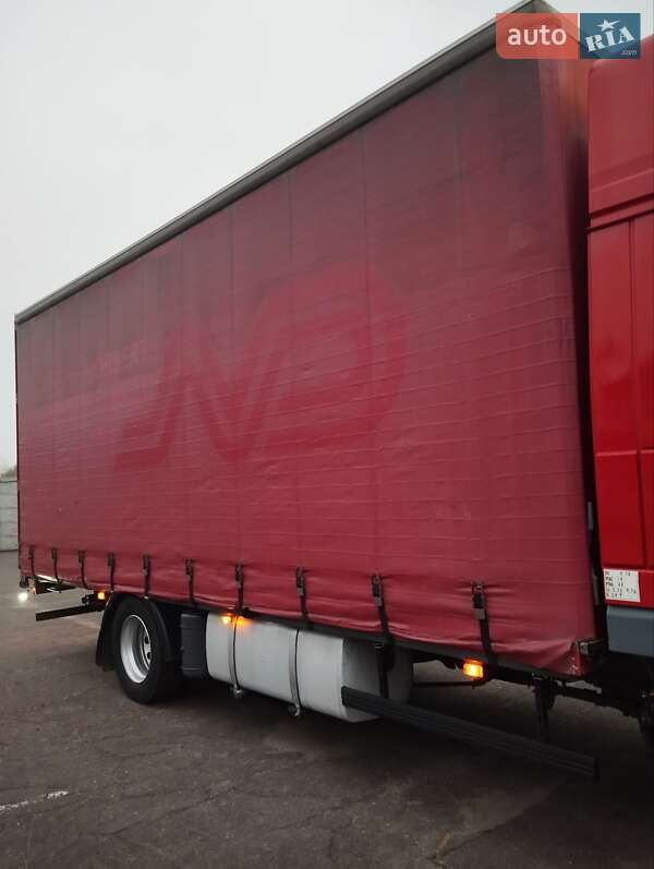 Вантажний фургон DAF XF 95 2006 в Кременчуці