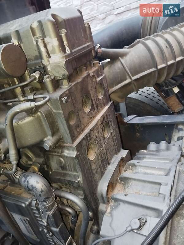 Вантажний фургон DAF XF 95 2006 в Кременчуці