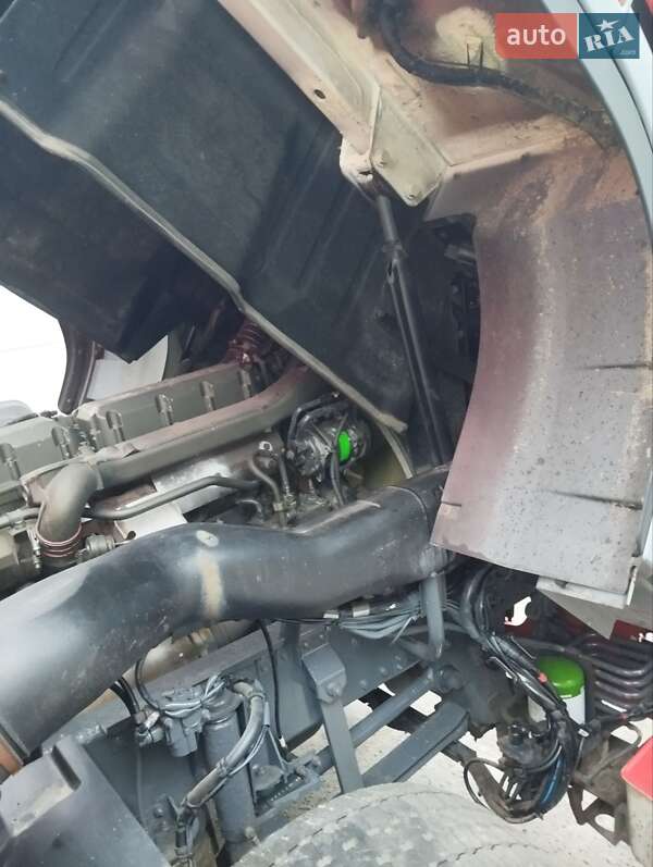 Вантажний фургон DAF XF 95 2006 в Кременчуці