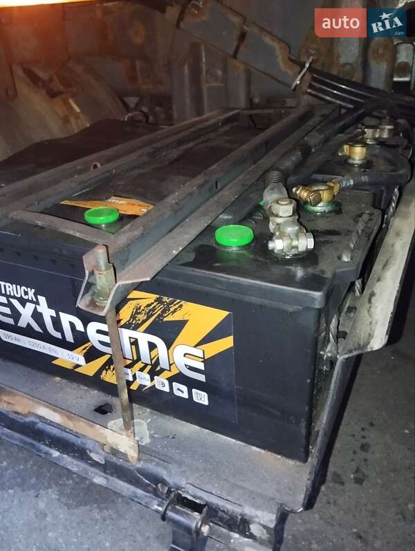 Вантажний фургон DAF XF 95 2006 в Кременчуці