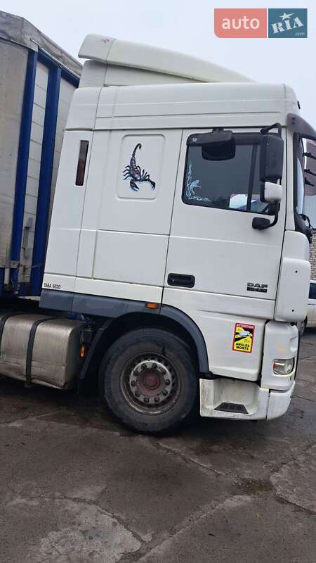 Тягач DAF XF 95 2005 в Каменском