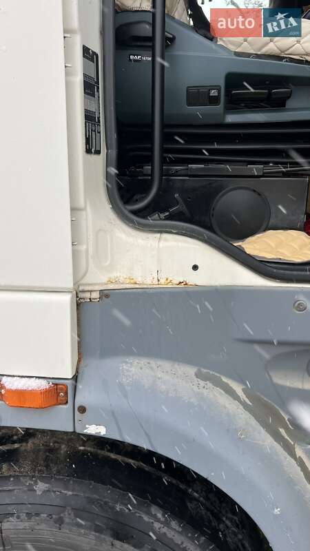 Тягач DAF XF 95 2006 в Рокитному