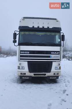 Зерновоз DAF XF 95 2001 в Полтаве