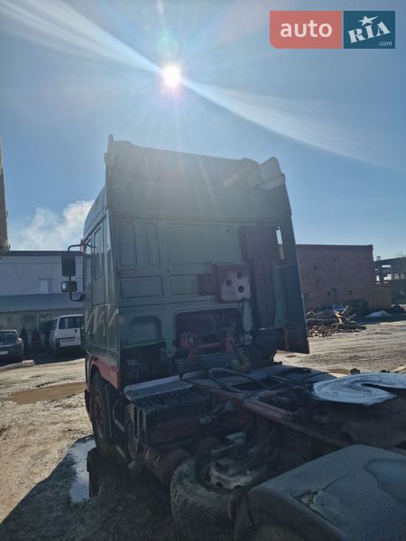 Тягач DAF XF 95 2006 в Черновцах