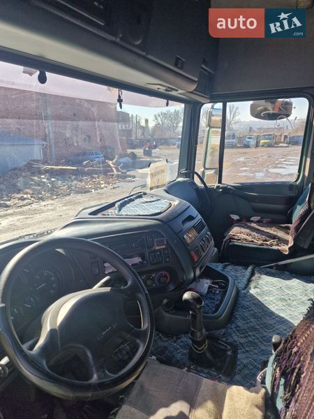 Тягач DAF XF 95 2006 в Черновцах