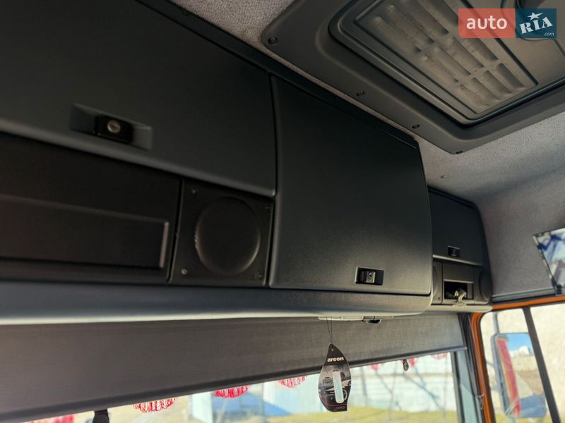 Контейнеровоз DAF XF 95 2002 в Вознесенську