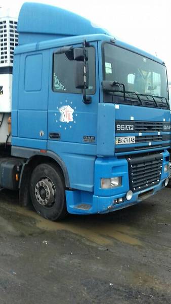 Тягач DAF XF 1998 в Здолбунове