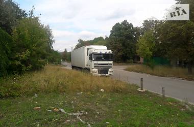 Тягач DAF XF 2000 в 