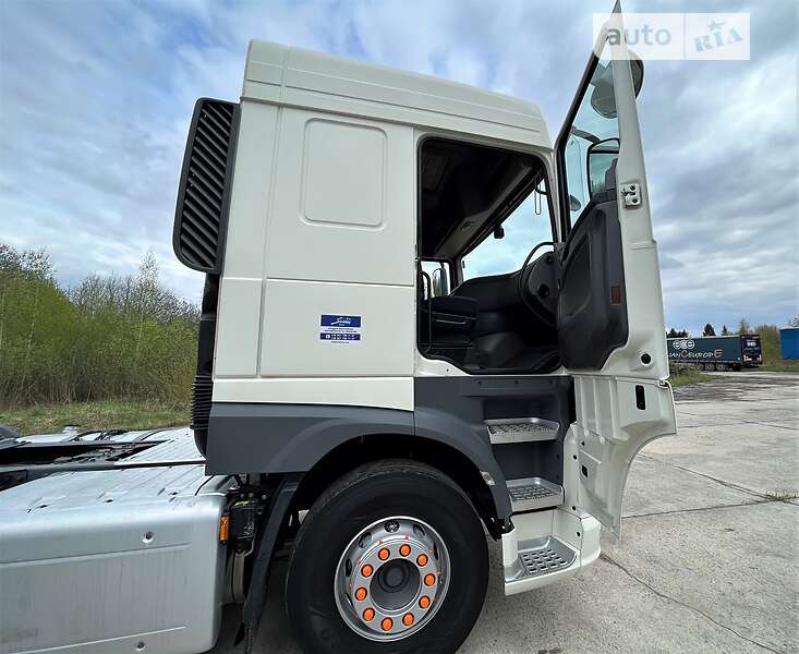 Тягач DAF XF 2017 в Львове