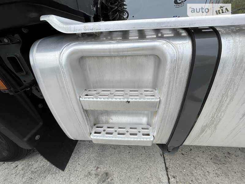 Тягач DAF XF 2017 в Львове