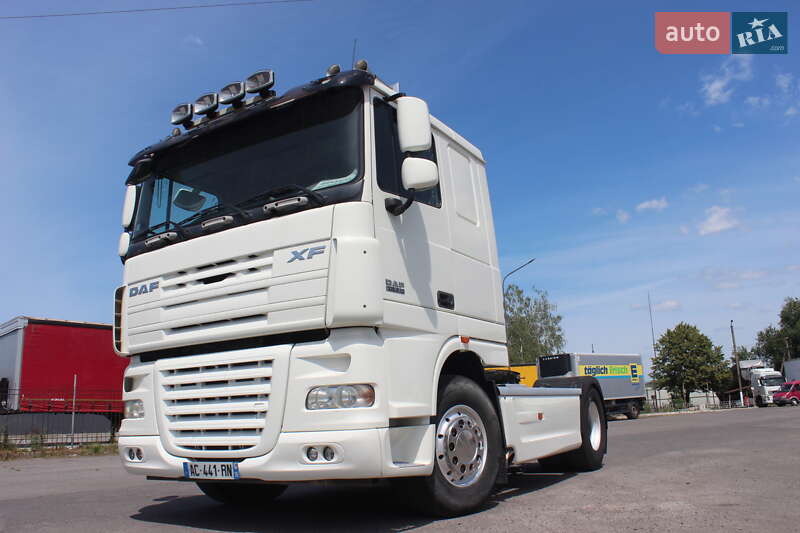 Тягач DAF XF 2009 в Хусте