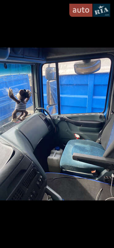 Контейнеровоз DAF XF 2005 в Одессе