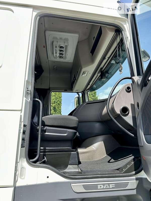 Тягач DAF XF 2019 в Дубно