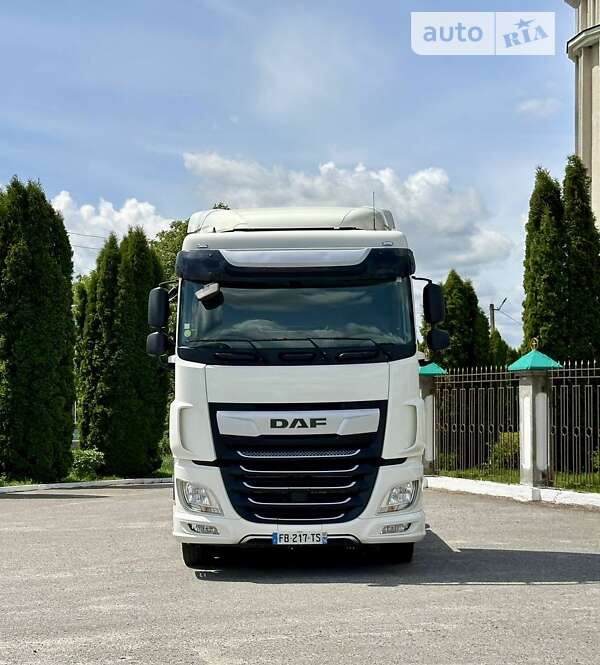 Тягач DAF XF 2019 в Дубно