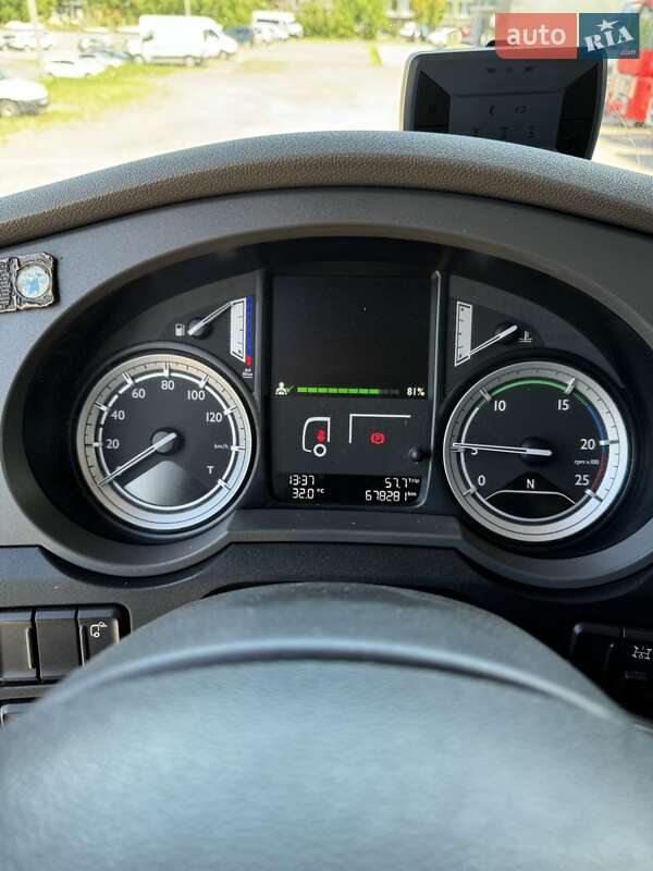 Тягач DAF XF 2015 в Ровно