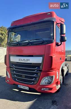 Тягач DAF XF 2015 в 
