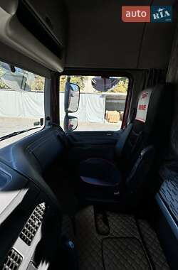 Тягач DAF XF 2015 в 