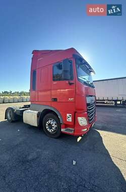 Тягач DAF XF 2015 в 