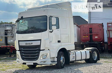 Тягач DAF XF 2017 в Бучаче