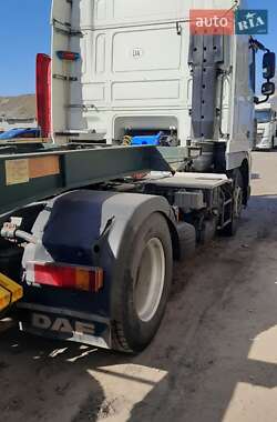 Тягач DAF XF 2009 в 