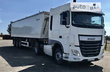 Зерновоз DAF XF 2015 в П'ятихатках