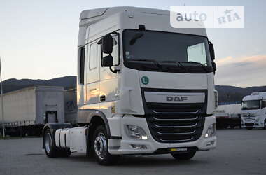 Тягач DAF XF 2015 в Хусте